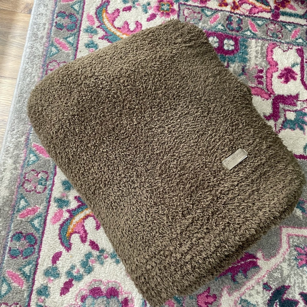 Barefoot Dreams Cozy Chic Throw Blanket